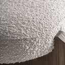 Banco de pie de cama de madera de olmo y poliéster en color marrón – detalle