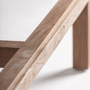 Base de vitrina de madera de teca en color marrón – detalle