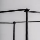 Cama de hierro y algodón en color negro – detalle