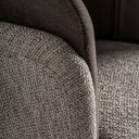 Chaise longue de madera de caucho y poliéster en color negro – detalle