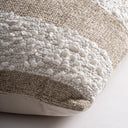 Cojín de algodón y lino en color marrón claro – detalle