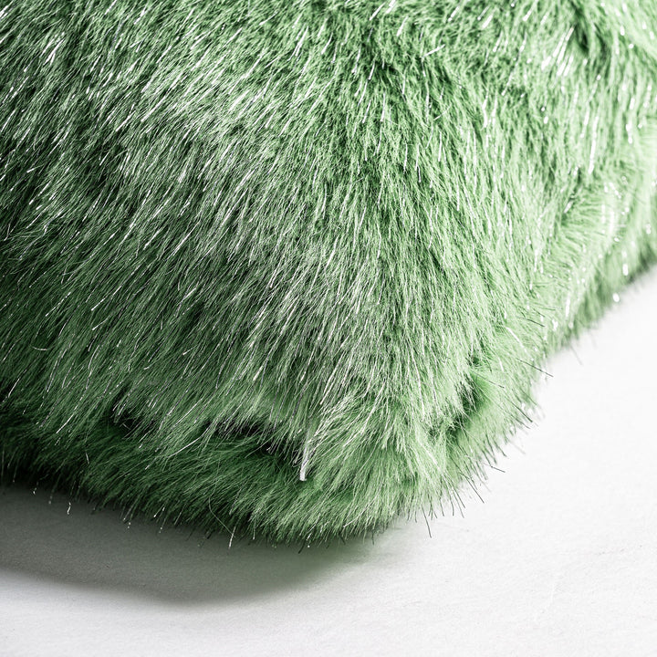 Cojín de poliéster en color verde – detalle