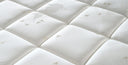 Matelas moelleux à ressorts ensachés et fibres naturelles, 28 cm – détail du matelassage