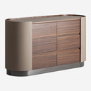 Cómoda de madera contrachapada y chapa de eucalipto en color marrón mate