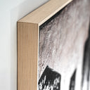 Cuadro de lienzo y madera de pino en tonos neutros 130 x 180 cm – detalle