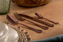Cubertería de acero – detalle