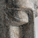 Escultura de cemento en color gris envejecido – detalle