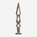 Escultura de madera de suar en color marrón con rombos calados – 39 x 25 x 210 cm