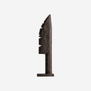 Escultura de madera de suar en color marrón de perfil dentado