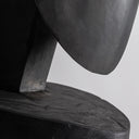 Escultura de madera de teca en color negro mate – detalle