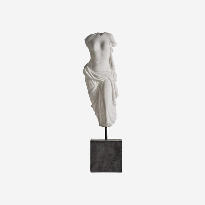 Escultura de resina en color blanco 31 x 27 x 118 cm