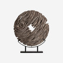 Escultura de suelo de madera de suar y hierro en color marrón