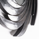 Espejo de madera de acacia en color negro – detalle