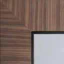 Espejo de madera de nogal y MDF – detalle