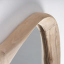 Espejo de madera de teca en color marrón 68 x 132 cm – detalle