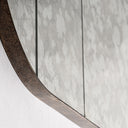 Espejo de MDF y hierro en color bronce – detalle