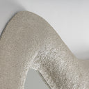 Espejo de resina en color beige – detalle