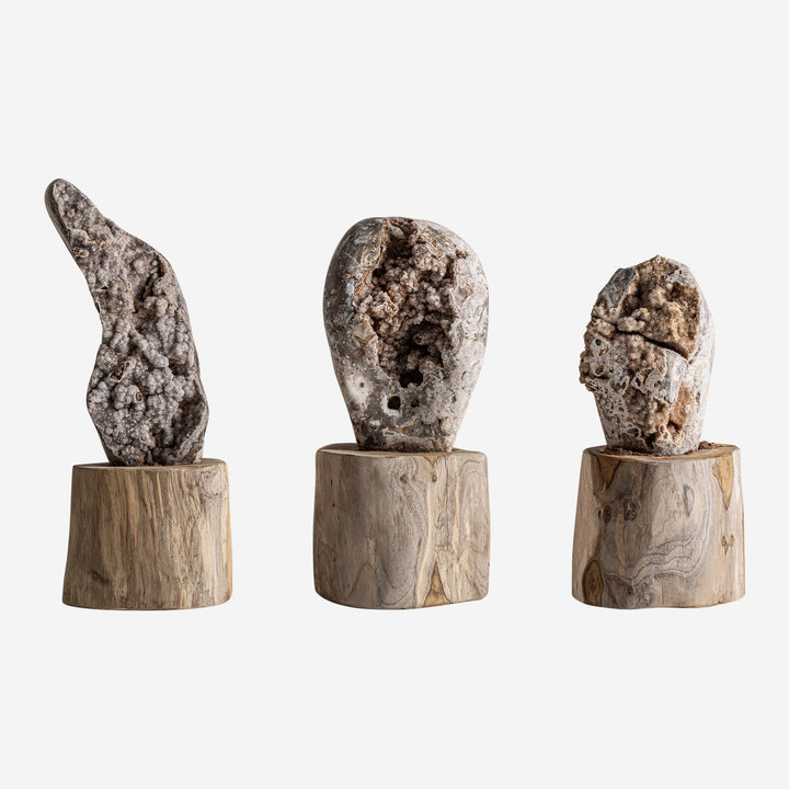 Figura decorativa de cuarzo y madera de teca en tonos oscuros 23 x 20 x 51 cm
