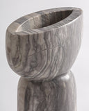 Jarrón de mármol en color gris 16 x 8 x 25 cm – detalle