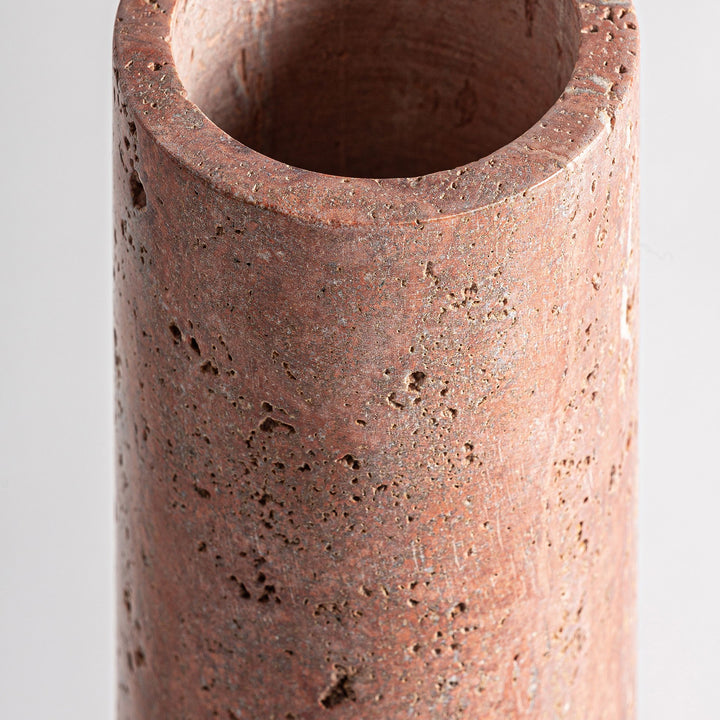 Jarrón de mármol en color rosa palo 10 x 36 cm – detalle