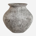 Jarrón de terracota en color gris envejecido