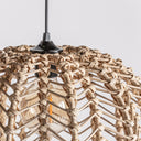 Lámpara colgante de ratán y acero en color marrón – detalle