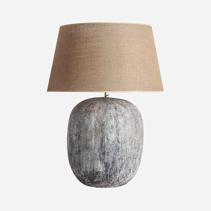 Lámpara de mesa de cemento y yute en color gris