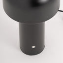 Lámpara de mesa de hierro en color negro 13 x 21 cm – detalle