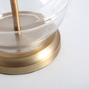 Lámpara de mesa de hierro y cristal transparente – detalle