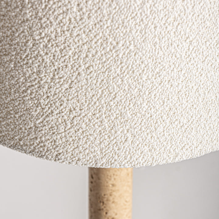 Lámpara de mesa de hierro y mármol en color dorado 40 x 87 cm – detalle
