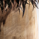 Lámpara de mesa de madera de teca en color marrón claro envejecido – detalle