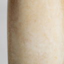 Lámpara de mesa de ónix en color beige – detalle