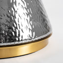 Lámpara de pie de cristal y hierro en color gris – detalle