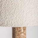 Lámpara de pie de mármol y acero en color crema – detalle