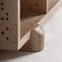 Librería de madera de mango en color marrón claro – detalle