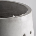 Macetero de cemento en color blanco roto (juego de 3) – detalle