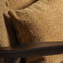 Mecedora de madera de fresno y poliéster en color marrón mate – detalle