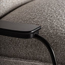 Mecedora de madera de pino y poliéster en color negro – detalle