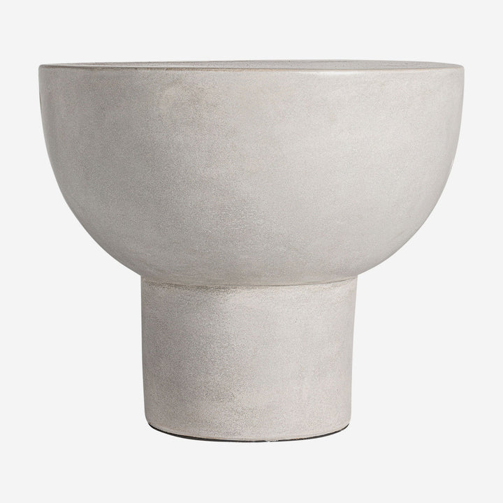 Mesa auxiliar de cemento en color gris 54 x 46 cm