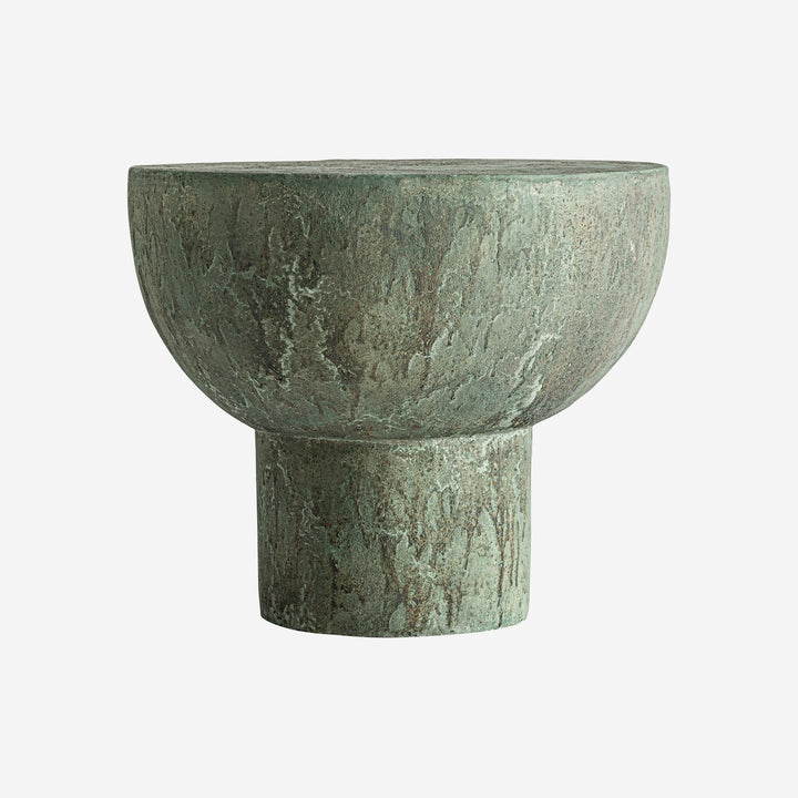 Mesa auxiliar de cemento en color verde
