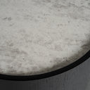 Mesa auxiliar de madera de roble y cerámica en color negro – detalle