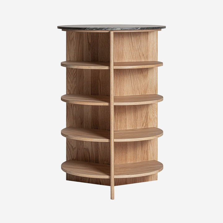 Mesa auxiliar de madera de roble y mármol en color marrón claro