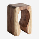 Mesa auxiliar de madera de suar en color marrón 29 x 45 cm