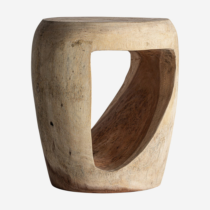 Mesa auxiliar de madera de suar en color marrón 39 x 46 cm