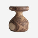 Mesa auxiliar de madera de suar en color marrón 40 x 47 cm
