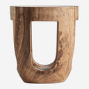 Mesa auxiliar de madera de suar en color marrón 49 x 55 cm