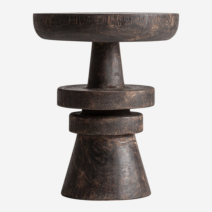 Mesa auxiliar de madera de suar en color marrón 50 x 61 cm
