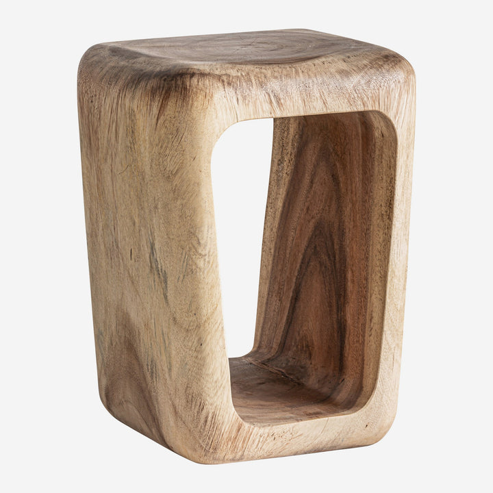 Mesa auxiliar de madera de suar en color marrón claro 45 x 40 x 60 cm