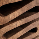 Mesa auxiliar de madera de suar en color marrón de aire étnico 40 x 50 cm – Diseño 2 – detalle