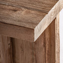 Mesa auxiliar de madera de teca reciclada en color marrón natural 40 x 50 cm – detalle